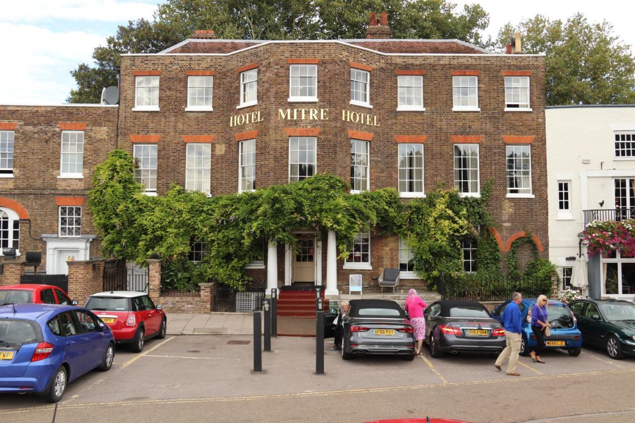 Апартаменти Hampton Court - The Kings Rest Molesey Екстер'єр фото
